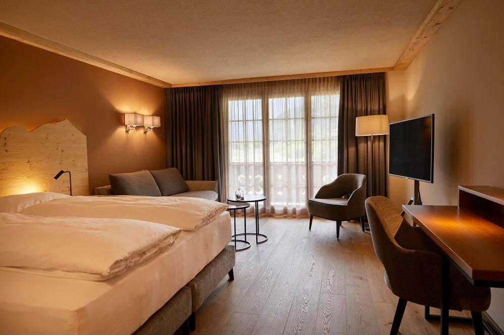 Hotel Alpenland Gstaad Eksteriør billede
