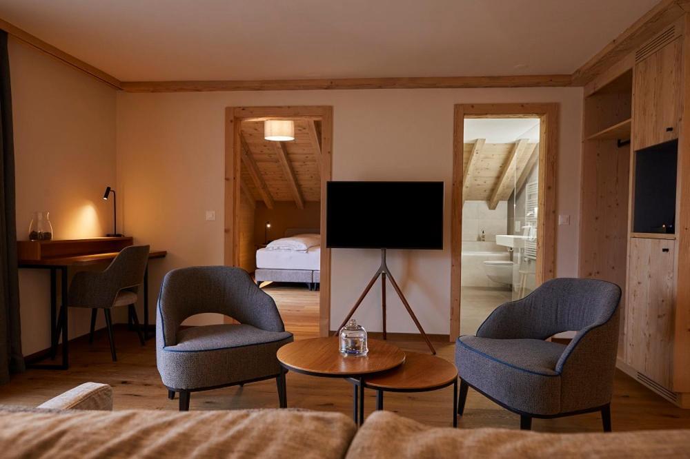 Hotel Alpenland Gstaad Eksteriør billede