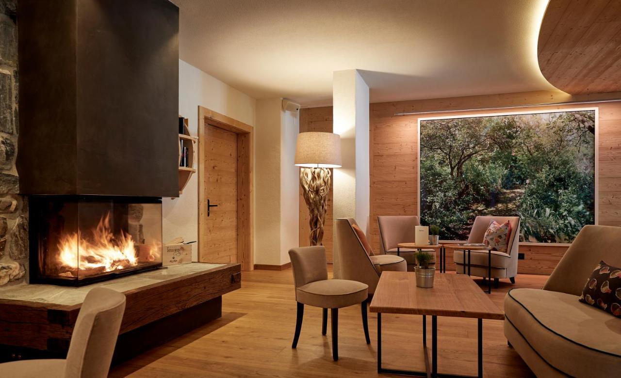 Hotel Alpenland Gstaad Eksteriør billede